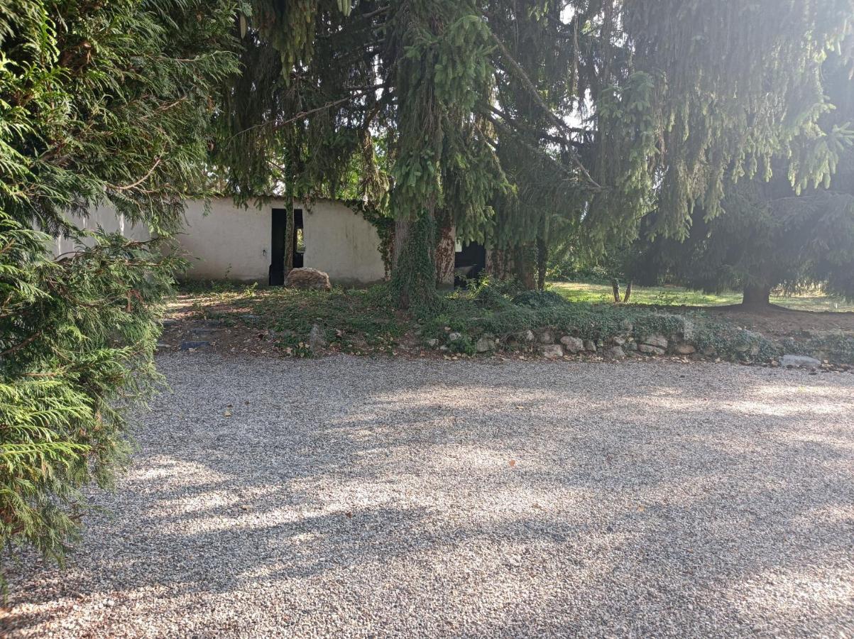 Gite Proche Des Passerelles Et Du Lac De Monteynard Saint-Martin-de-la-Cluze Esterno foto